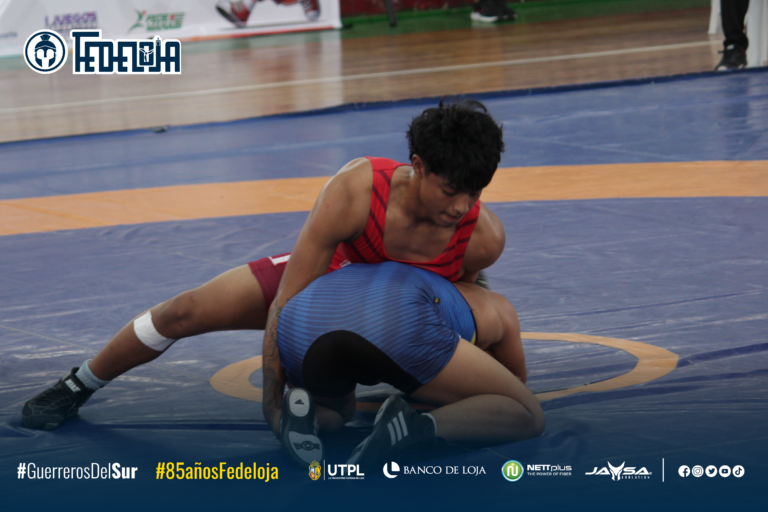 DEPORTISTAS DE LUCHA OLÍMPICA DE LOJA SE PREPARAN EN ZAMORA CHINCHIPE.-