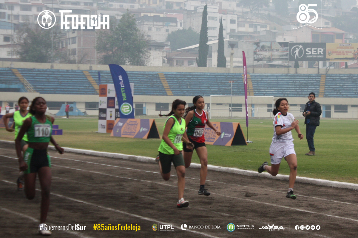 ATLETAS LOJANOS REPRESENTAN A LOJA EN EL FESTIVAL NACIONAL KIDS ATHLETICS Y PRUEBAS COMBINADAS EN QUITO.-